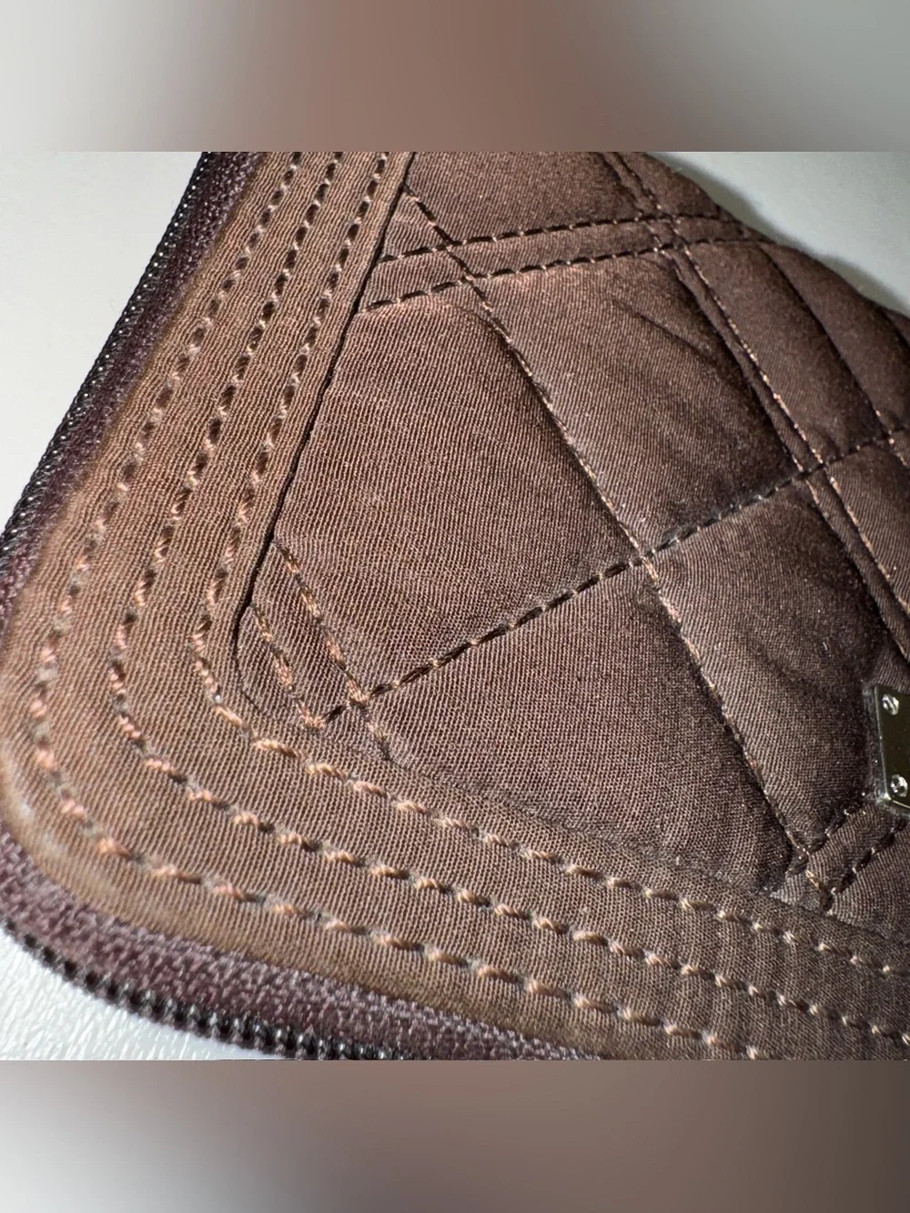 VERA BRADLEY Wallet Quilted Brown Zip Money Holder Zebra Stripe Chocolate Classi - Picture 6 of 10
